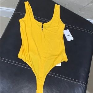 Guess bodysuit